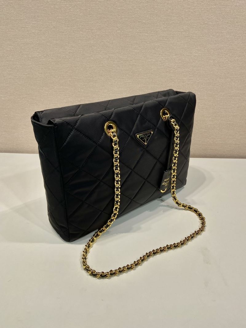 Pra*a tote bags